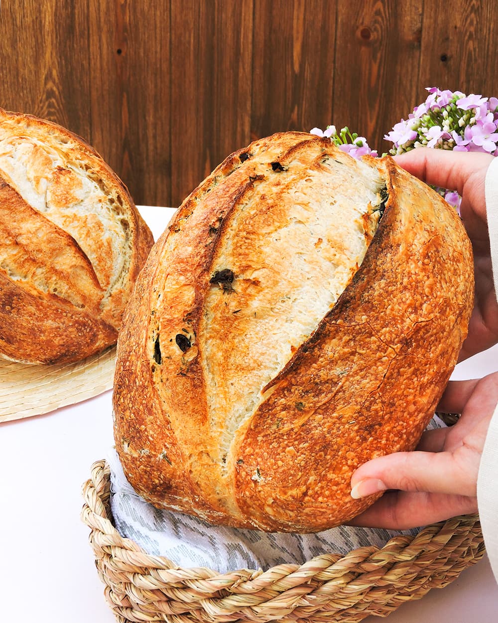 Sour Thyme Kalmata Olives Loaf